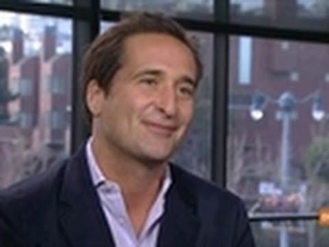 Cahan Says Yahoo's IntoNow Aims to `Connect' TV, Tablet