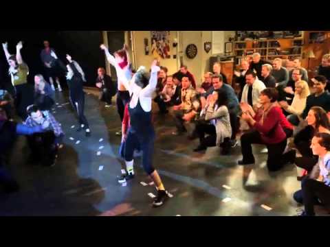 The Big Bang Theory - Flash Mob (Uptown Funk)