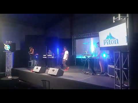 Drizzy & Bunun live performance