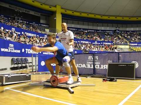 Anche la Nazionale Maschile di Volley si allena con DESMOTEC D.11