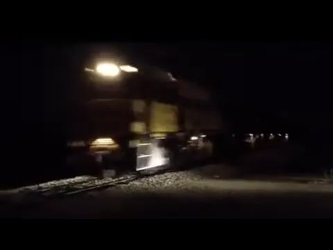 QR national ore train to Mingenew, a rare short lived working