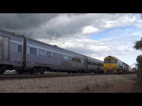 Indian Pacific 4SA8 crossing 4MP5 at Two Wells