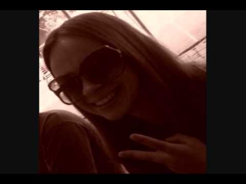 Julia Ann Lénard Videos | ReverbNation