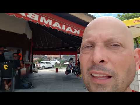 Praia Grande Ubatuba. Mãe na Água.