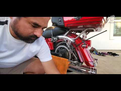 Road Glide Ultra installing 10.5" Burly slammer shocks