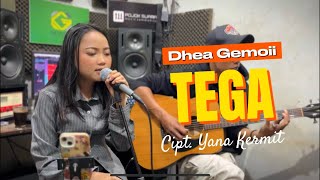 Download lagu TEGA - RYA FITRIA (LIVE COVER DHEA GEMOII) POJOK SUARA VERSI AKUSTIK mp3