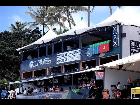 GOPRO//2015 Billabong Pipe Masters//de Souza carried in