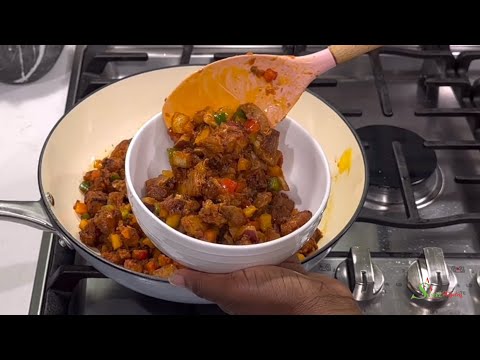 How To Cook Chicken & Plantain Sauce, My Friends Can’t Have Enough Of It, Very Delicious 😋
