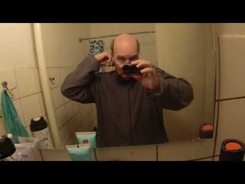 MongoTV_11243 - SPISER SKÅL SALTLAKRIDS MED GLAS COLA MANDAG EFTERMIDDAG