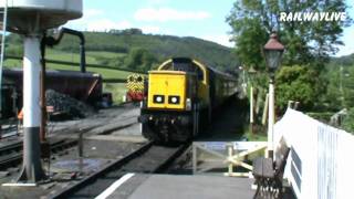 preview picture of video 'Class 14 Shunting at Gwili Steam Railway (HD)'