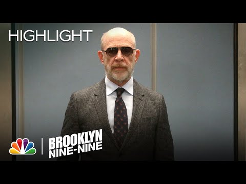 Holt Calls Dillman the Best Detective Ever - Brooklyn Nine-Nine