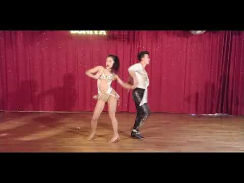 Jhonatan Jane Bachata cabaret in 홍대 보니따(Salsa club Bonita)