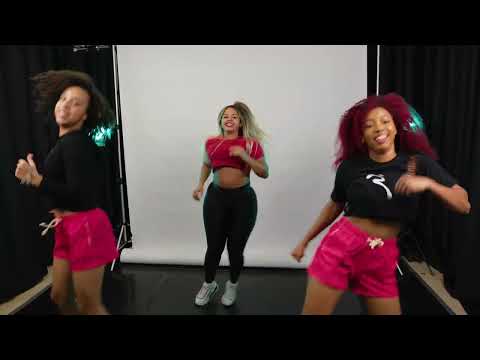VOU VIRAR PEÃO-Lucas Lucco e DJ Chris no BEAT/Coreografia Natasha (OFICIAL RITMOSFIT)