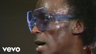 Miles Davis - Keith Jarrett Joins the Band (from The Miles Davis Story)