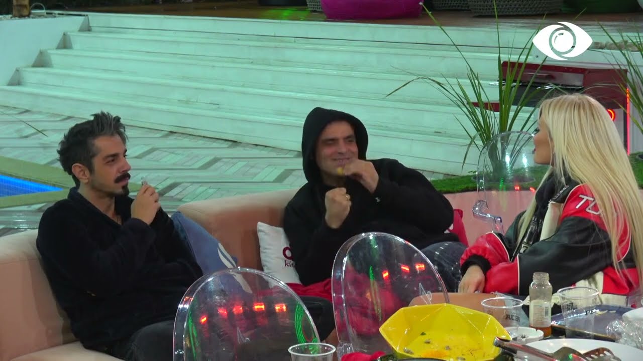 Ti nuk je një vajzë për Amosin/ Maestro bisedon me dyshen Amos-Dea