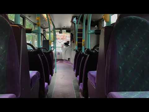 Connexions Buses Volvo B7TL Wright Gemini YJ04 FZD | Service: X1