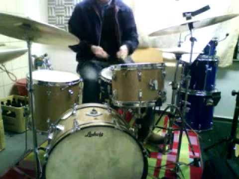 Cross Sticking Pattern from John Riley's Book "Beyond Bop Drumming"