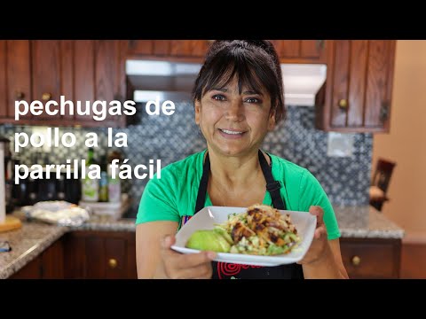 Pechugas de pollo a la parrilla fácil con ensalada mixta