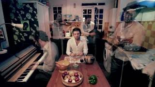 Hommage à Gainsbourg / OWNI Music / Depression au dessus du jardin