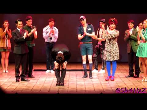 130130 Jessica Legally Blonde Curtain Call