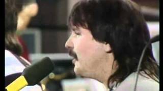 Music video thumbnail preview for Bläck Fööss - Dat Wasser vun Kölle 1984 by Bläck Fööss