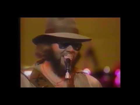 Hank Williams jr. - All My Rowdy Friends Are Coming Over Tonight (live) 1985