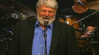 Bikel sings maztur