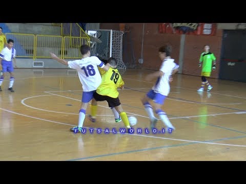 30/12/17 Futsalworld Cup : Cenate Sotto - Cardano Futsalworld Team , highlights ,calcio a 5
