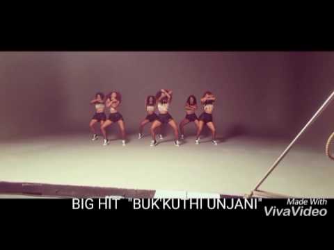 Vukani ft Smallz - Buk kuthi unjani