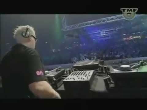 Alex M.O.R.P.H. - (Live At Trance Energy 2002)