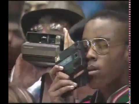 Deion Sanders vs Ken Griffey Jr vs Mike Conley Sr - Foot Locker Dunk Contest