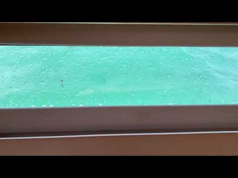 Sailing on Lake St. Clair - Jeanneau 389