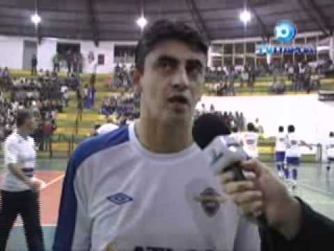 Pato Futsal vence jogo amistoso contra o Amperé.wmv