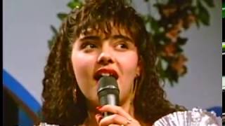 La Barquita Lyrics English Translation