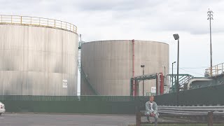 Ô Canada Cash Money Gas Oil