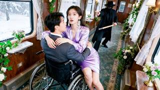 Gadis Buron Selamatkan CEO Dingin, Ternyata Dia Pewaris Miliuner yang Langsung Terobsesi Padanya!