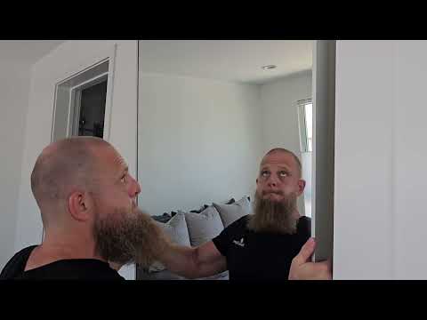 How to Use Claw Drywall Hangers | 3M Claw DIY Tutorial
