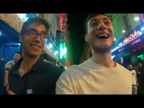 Ho conosciuto un poliglotta che parla 6 lingue 🇫🇷 Vivere a Parigi