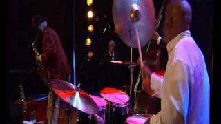McCoy Tyner  and Gary Bartz -  Blues on the corner - Viersen 2007 (5/5)