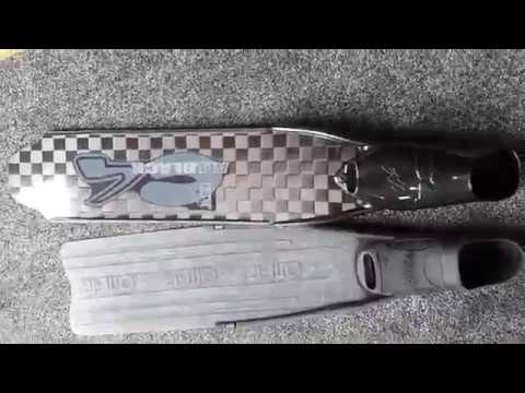 c4 allblack footpoket 300 size are bigger then usualy 46-47 is not as omer 46-47