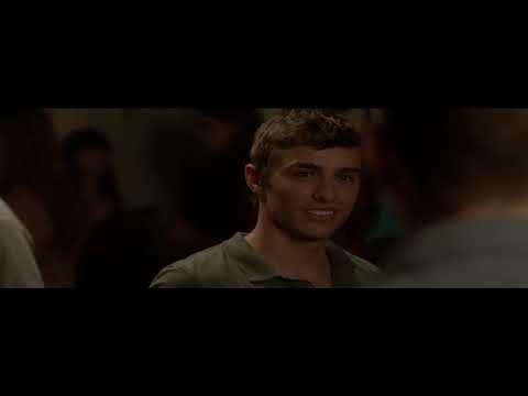 21 Jump Street (2012) - party