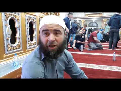 Momente gjat namazit të natës (Nata e Kadrit) me Hoxhë Jusuf Hajrullahu