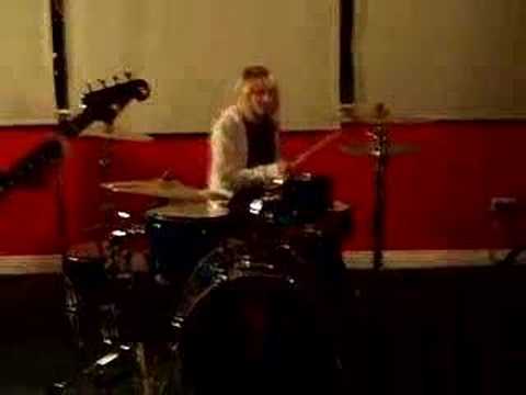 Medusa's Curse - dancing on the tables