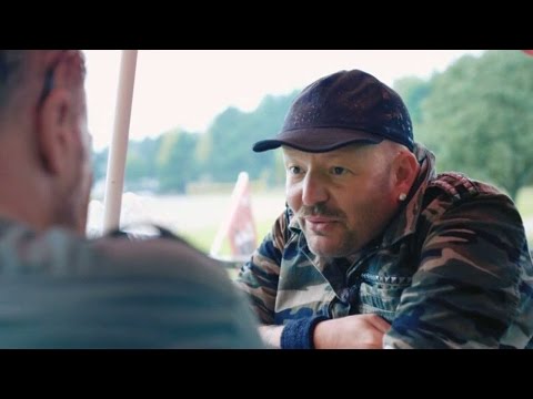 Jonas Hallberg: "Vi gick på socialhjälp"  - Camping Queens (Sjuan)