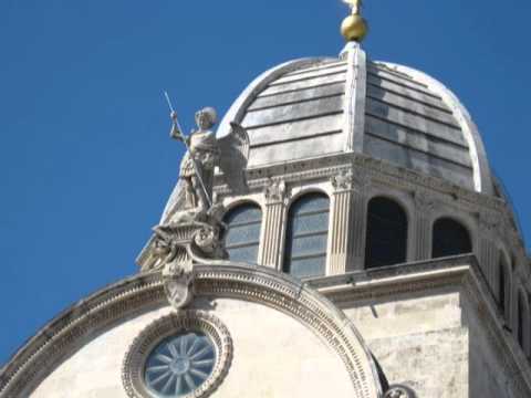 Mišo Kovač i klapa Šibenik 1977 - Noćas ćemo zemlji ka materi reći