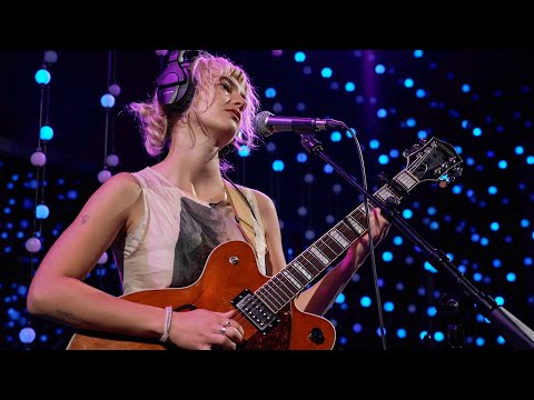 mary in the junkyard - this is my california (Live on KEXP)