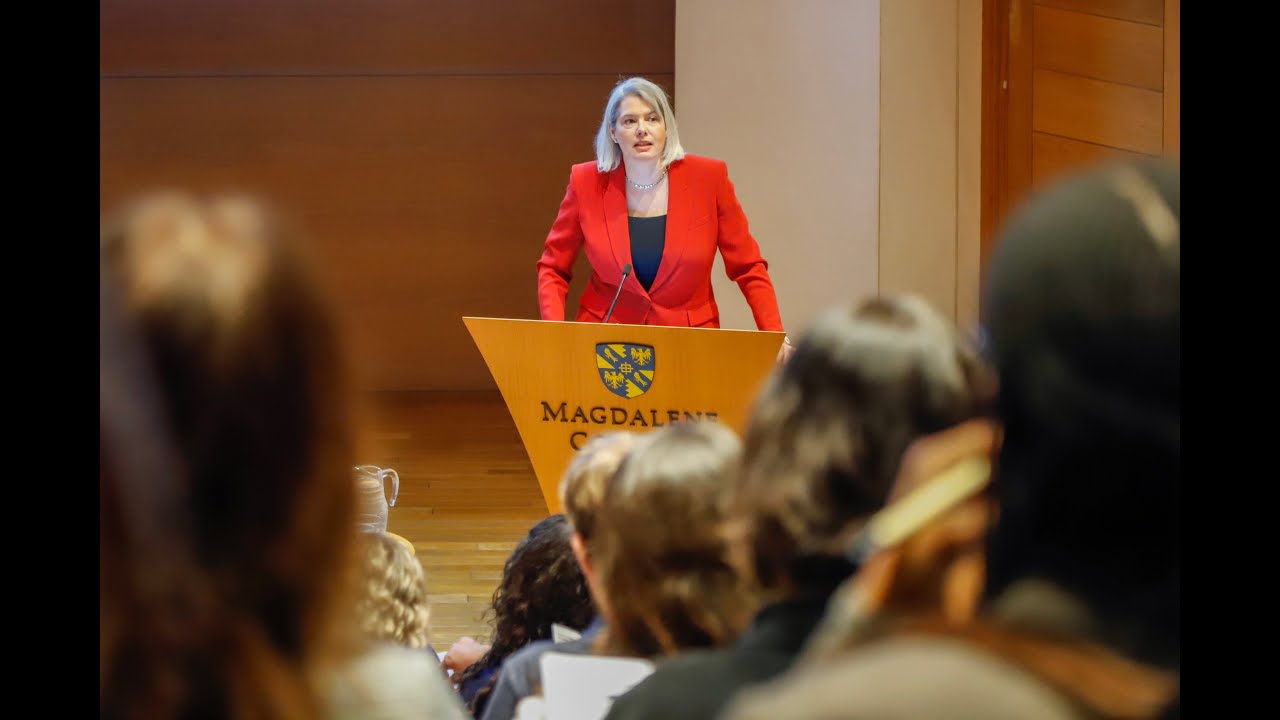 Welcome: Professor Gina Neff, Executive Director of Minderoo Centre for Technology & Democracy