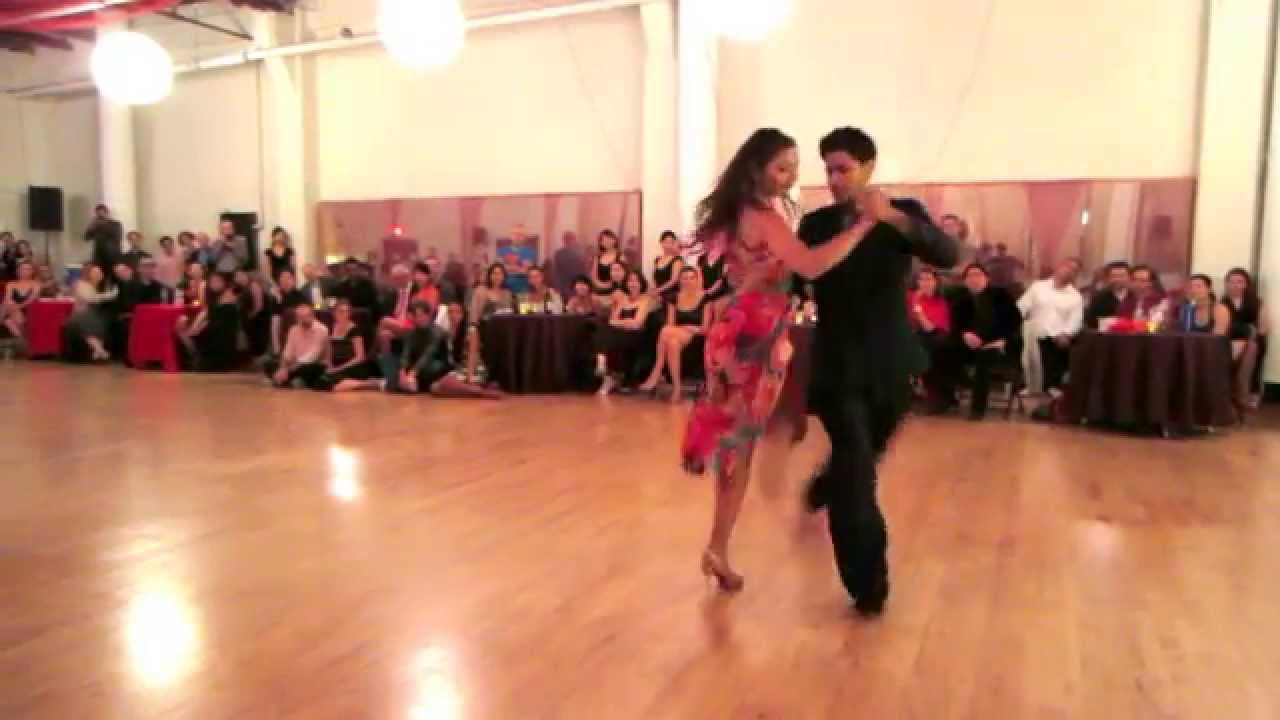 Lucas Carrizo & Paula Tejeda, "Valsecito Criollo", SF TangoFix 2013, 2/3