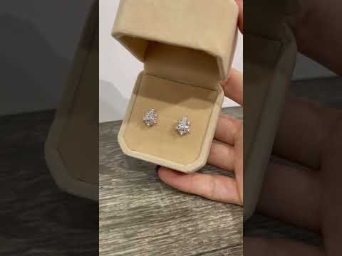 Подарок девушке - серьги гвоздики "Алмазные капли в белом золоте" ювелирный сплав в бархатной коробочке - фото 1 - id-p2018489581