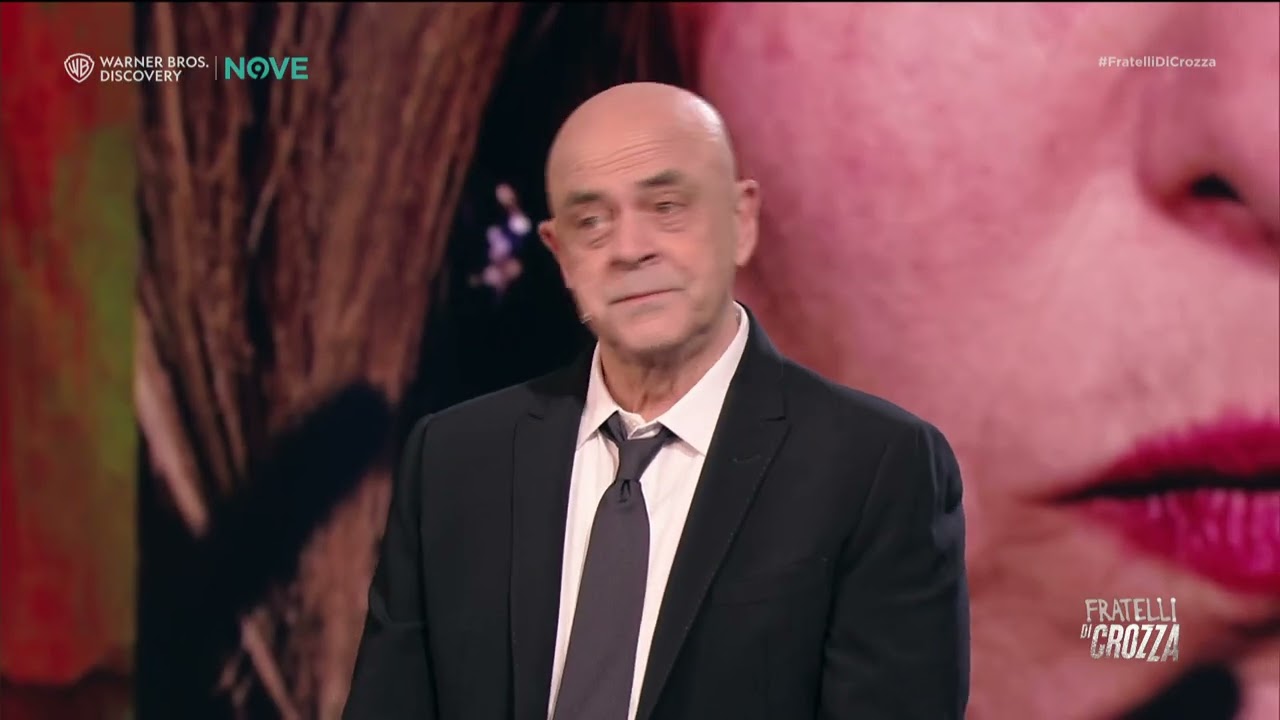 Crozza sul "Non copro più nessuno" della Meloni "Quindi per 3 anni ha fatto il palo?"